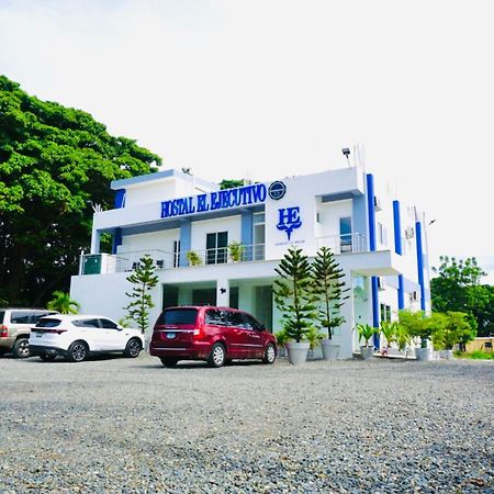 Hostal El Ejecutivo San Juan de la Maguana Kültér fotó